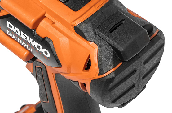 Способствует повышенной производительности и увеличенному ресурсу, а также на 30% сокращает расход энергии аккумулятора. Инструмент становится более экономичным и эффективным в использовании