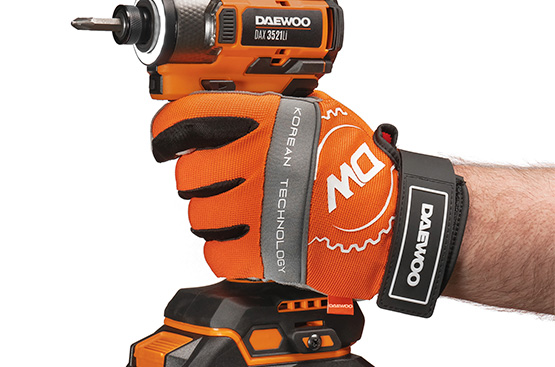 Широкий спектр применения делает эти перчатки идеальным выбором для: Строительных работ; Автомобильного ремонта; Садово-огородных работ; Погрузочно-разгрузочных операций; Работ с инструментами; Бытового использования